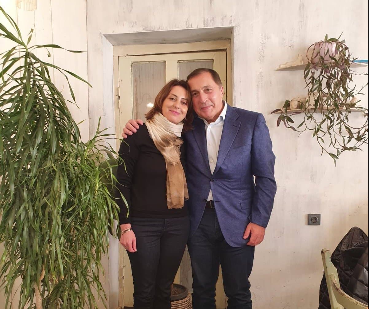 Frontnews image description