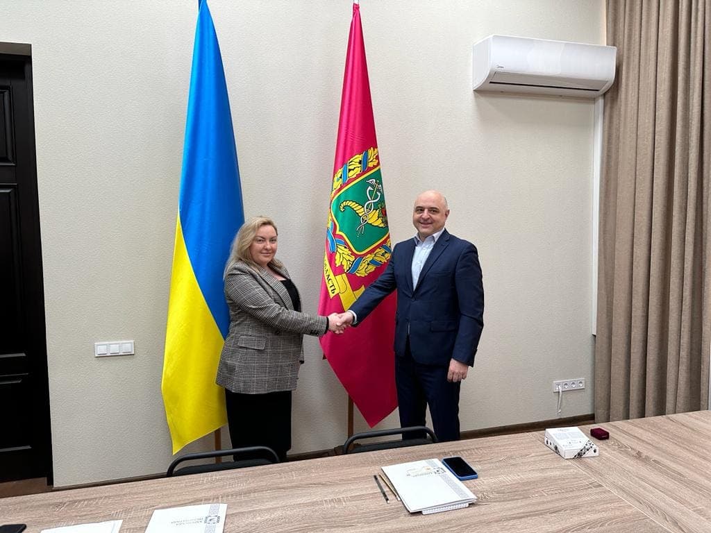 Frontnews image description