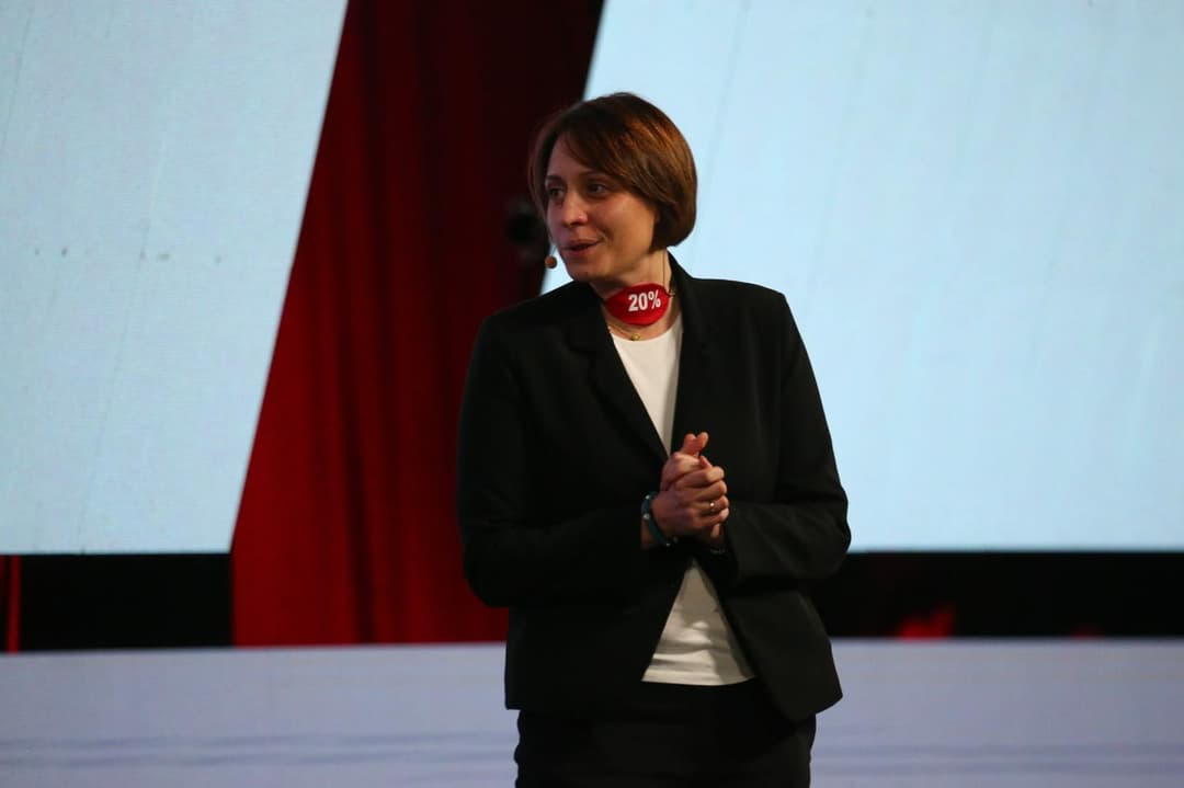 ელენე ხოშტარია – ამ ფორმით მე ვცდილობ, მიხვდენ, რომ ადამიანის სიცოცხლით თამაში ყველაზე საშიშია