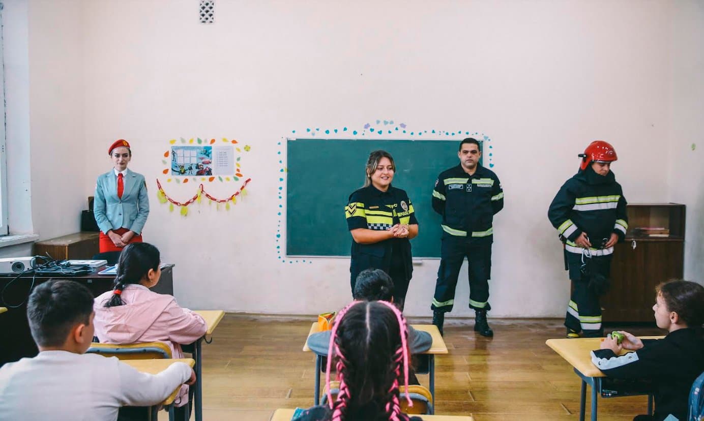 Frontnews image description