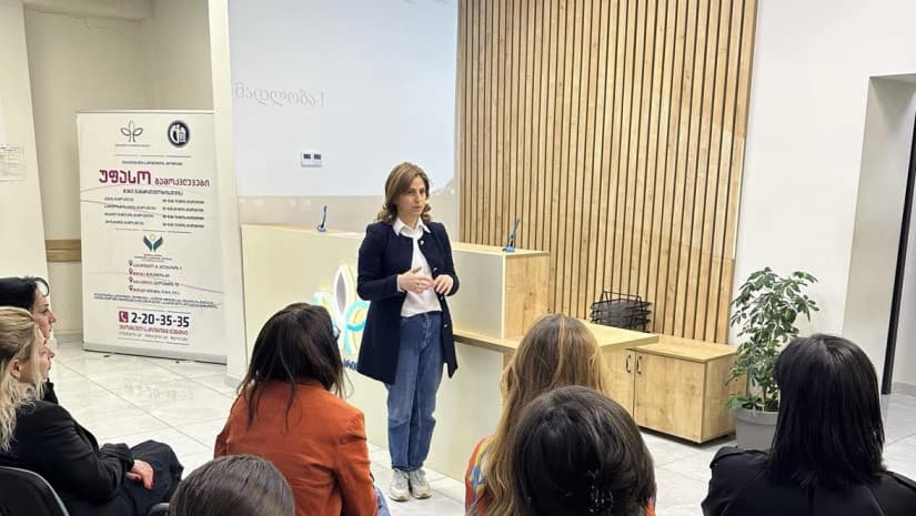 Frontnews image description