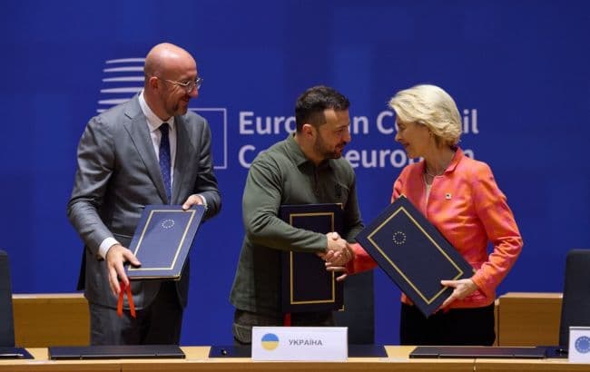 Frontnews image description