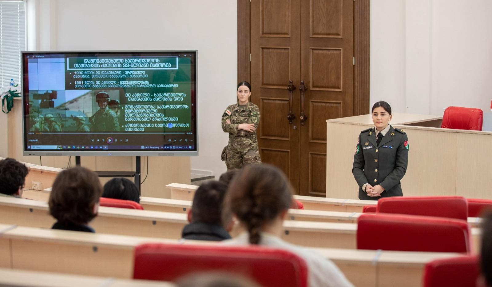 Frontnews image description