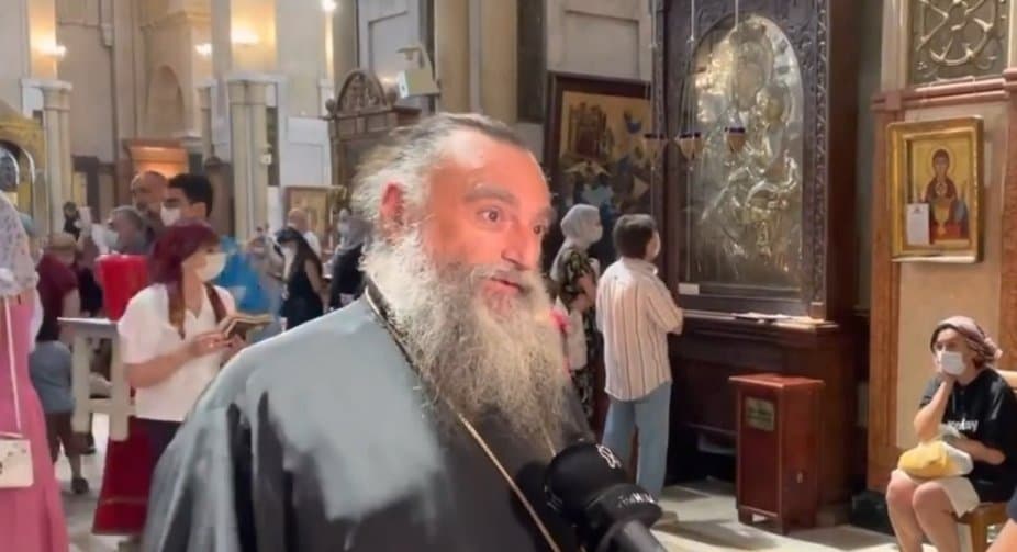 მიტროპოლიტმა ნიკოლოზმა მიხეილ სააკაშვილის გათავისუფლების პეტიციას ხელი მოაწერა