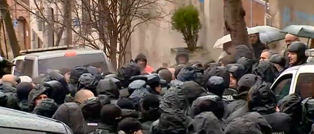 Frontnews image description