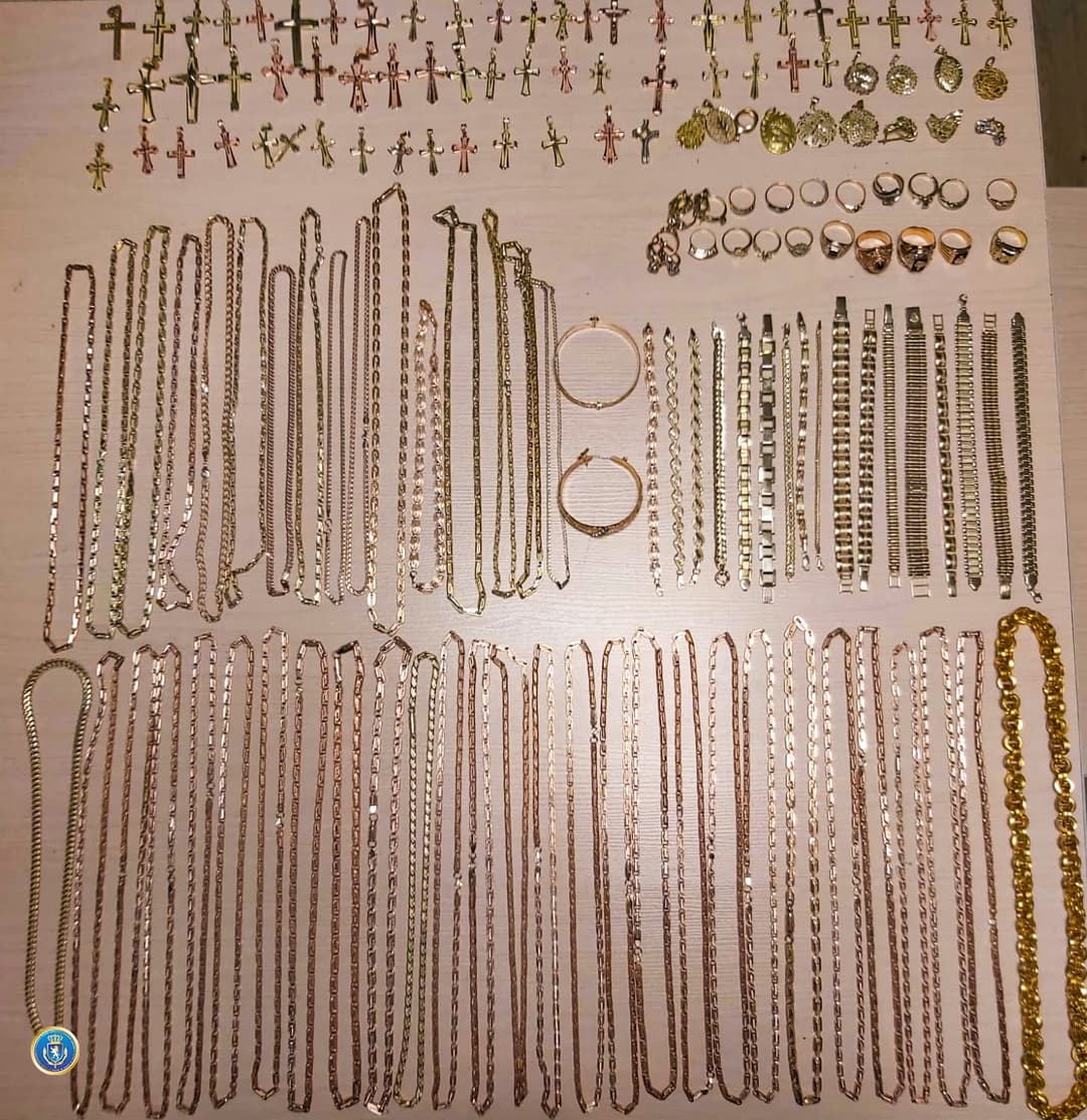 საბაჟო საზღვარზე განსაკუთრებით დიდი ოდენობით საქონლის უკანონოდ გადმოტანის ფაქტზე ერთი პირი დააკავეს