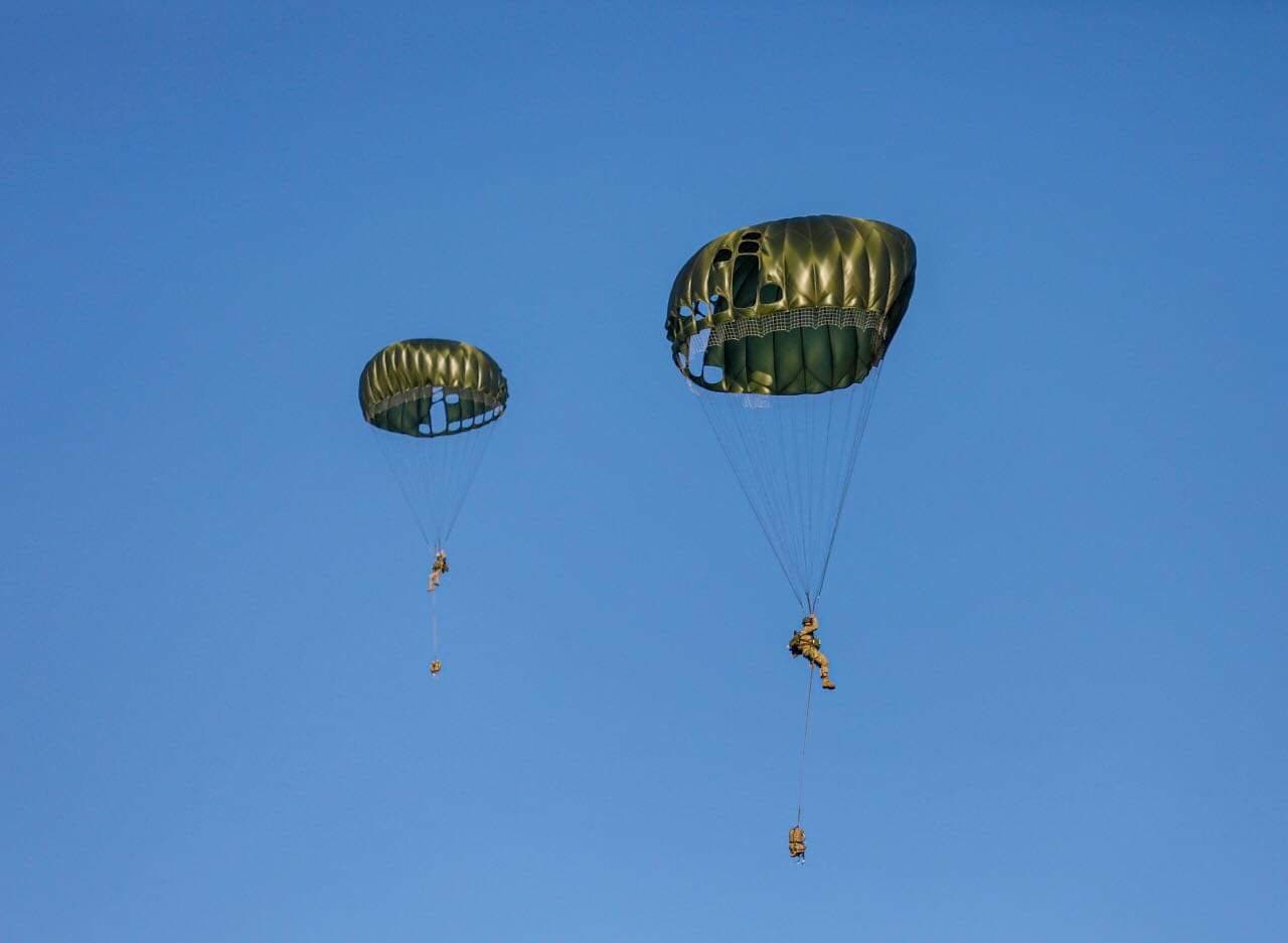 Frontnews image description