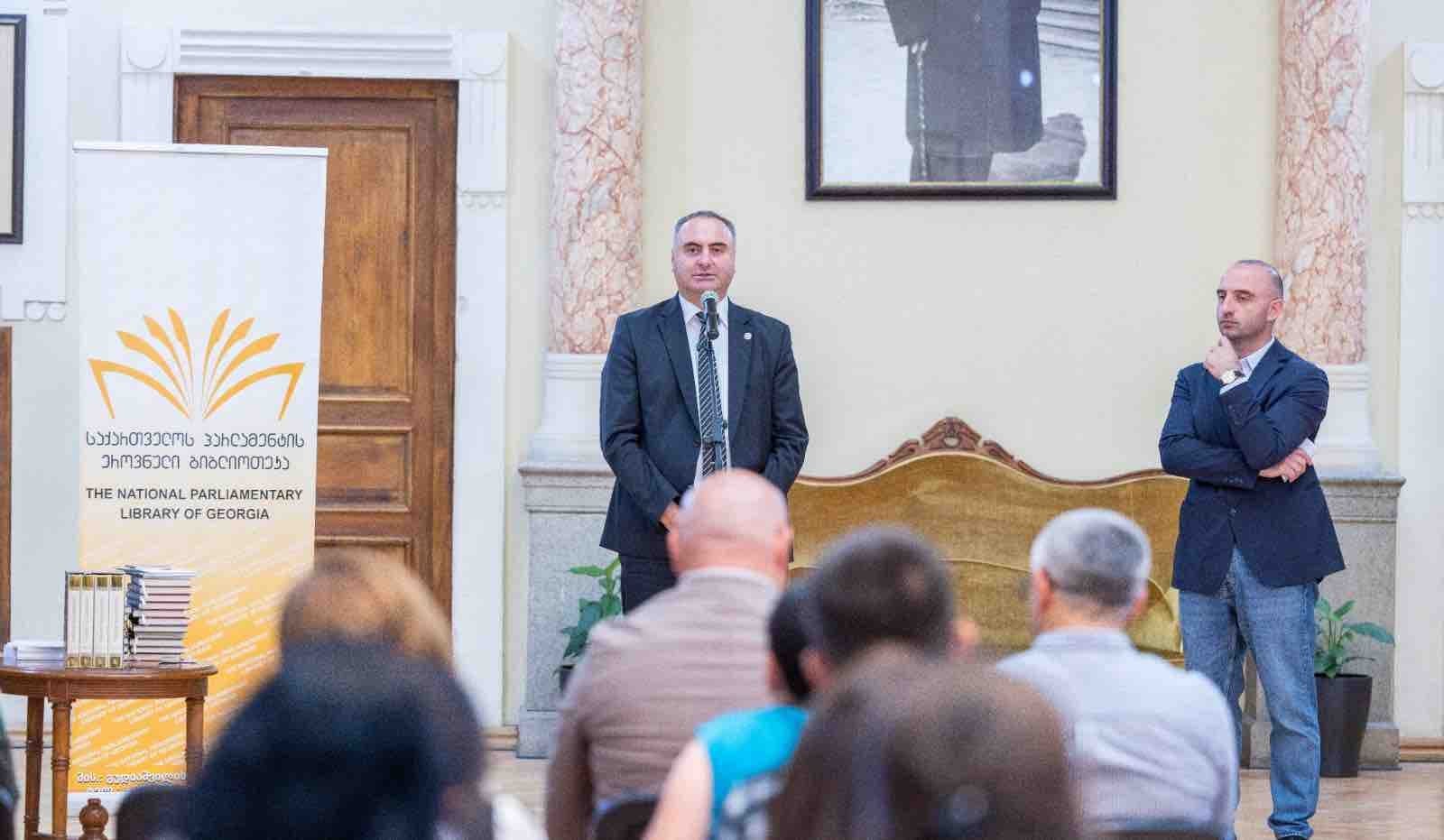 Frontnews image description