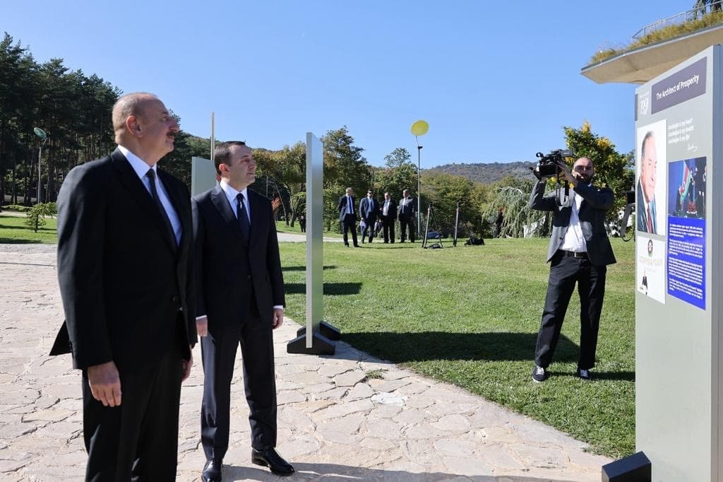 Frontnews image description