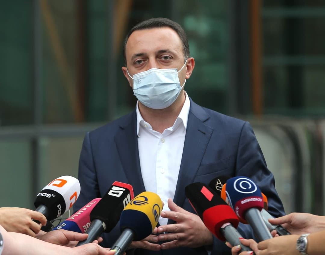 ირაკლი ღარიბაშვილი – კაცმა, რომელიც რამდენიმე წლის წინ ამბობდა, რომ ქინძი იყო, გამოდის, სხვადასხვა პროდუქტებთან ერთად იმოგზაურა ორი დღე