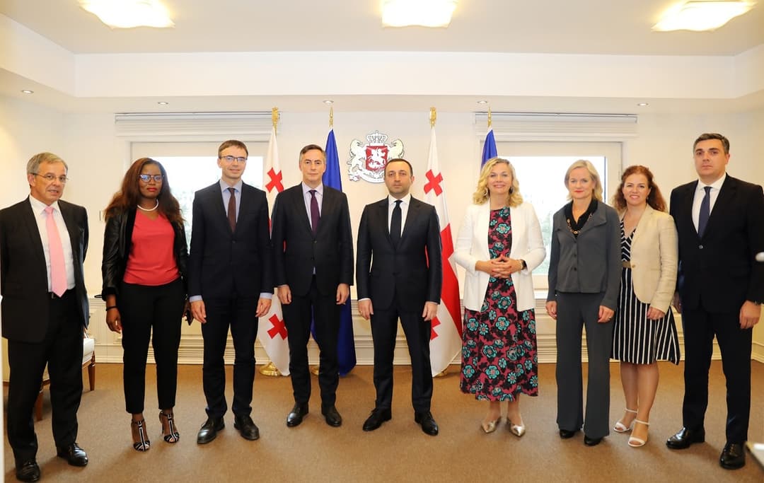 ირაკლი ღარიბაშვილი ევროპარლამენტის დელეგაციას შეხვდა