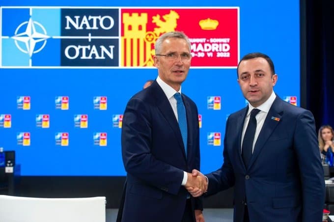 Frontnews image description