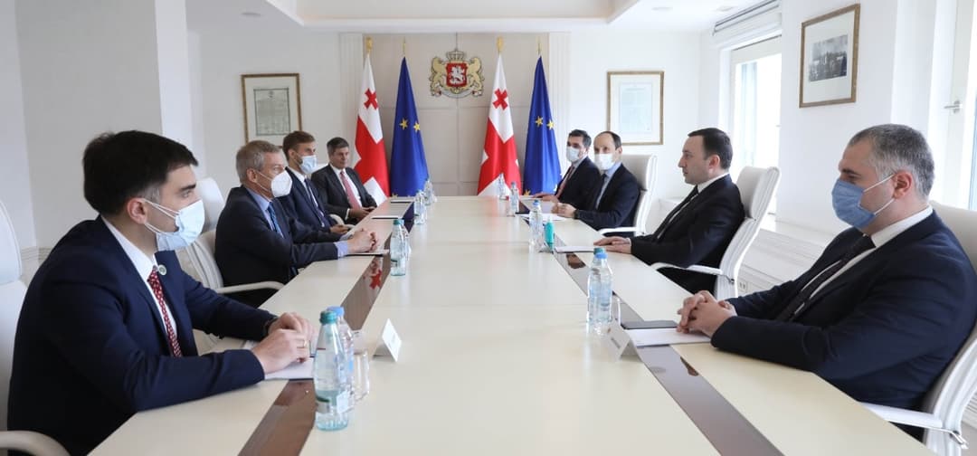 პრემიერ-მინისტრი საპენსიო ფონდის საინვესტიციო საბჭოს წევრებს შეხვდა