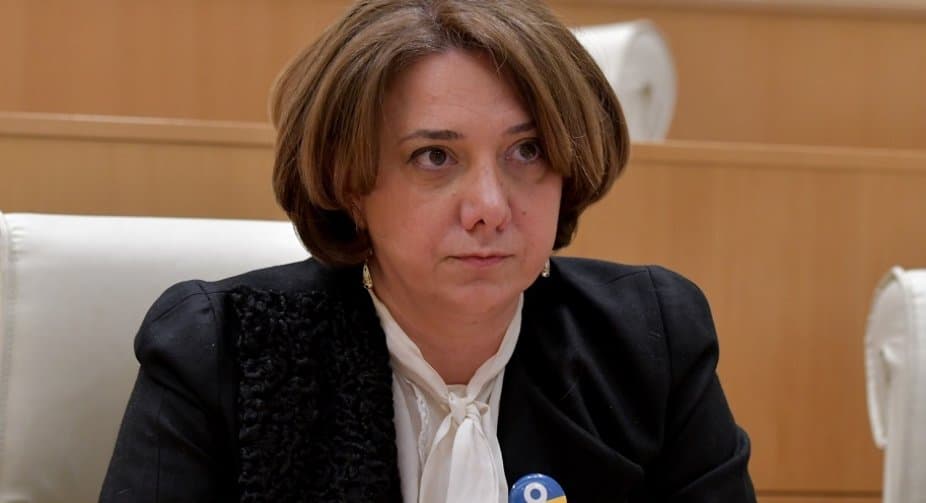 სალომე სამადაშვილი – როგორც ჩანს, უხერხულობის თავიდან ასაცილებლად ხელისუფლებამ მიიღო კითხვარის გასაჯაროების გადაწყვეტილება