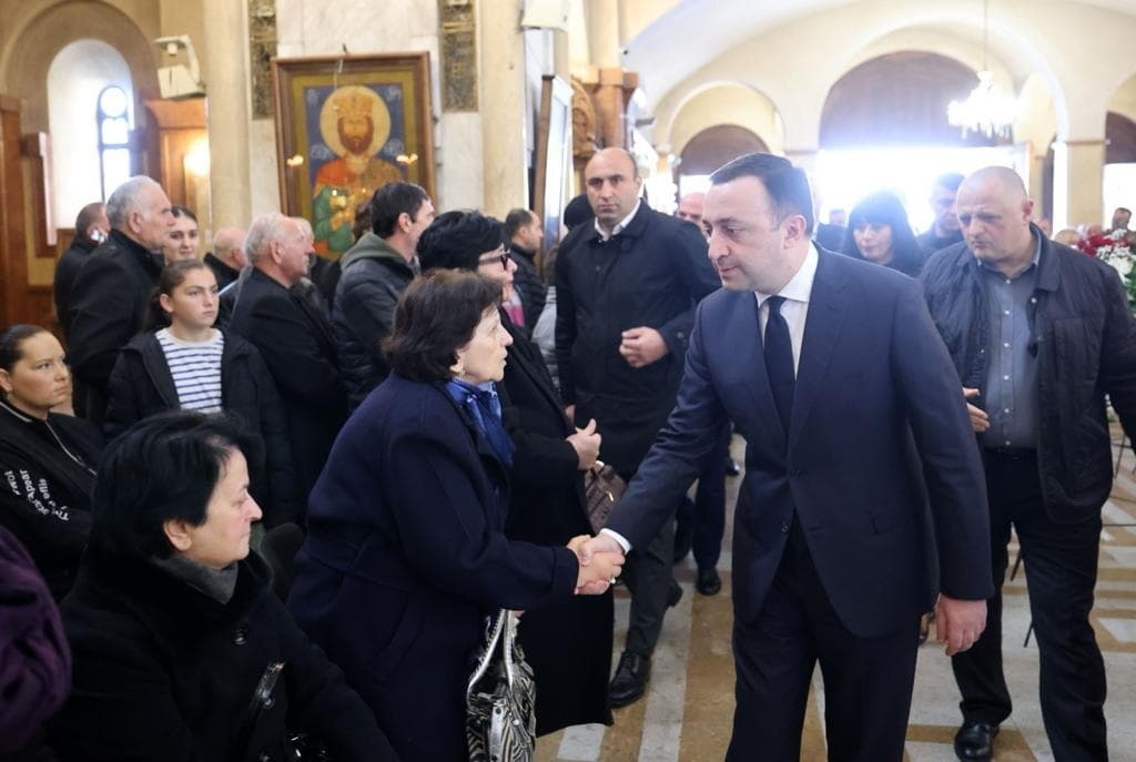 ირაკლი ღარიბაშვილი ოკუპირებული აფხაზეთის ტერიტორიიდან გადმოსვენებული სამხედრო და სამოქალაქო პირების პანაშვიდს დაესწრო