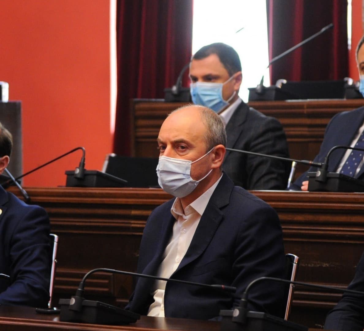 Frontnews image description