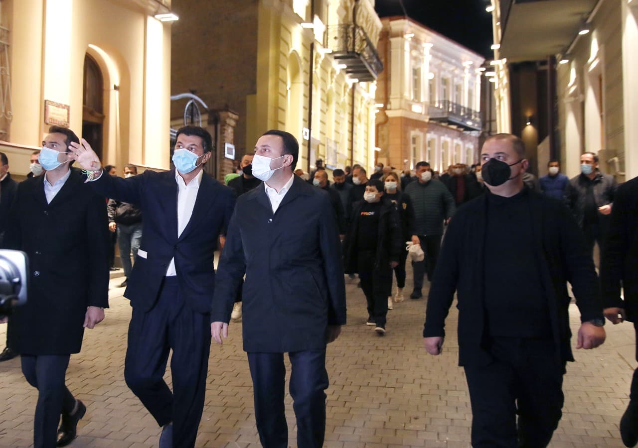 Frontnews image description