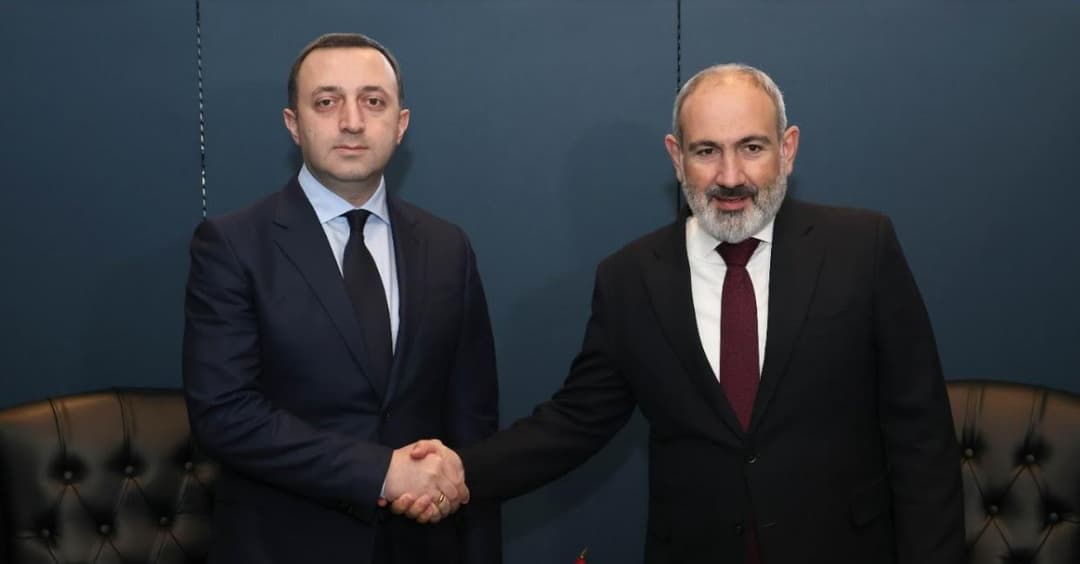 ირაკლი ღარიბაშვილი ნიკოლ ფაშინიანს შეხვდა