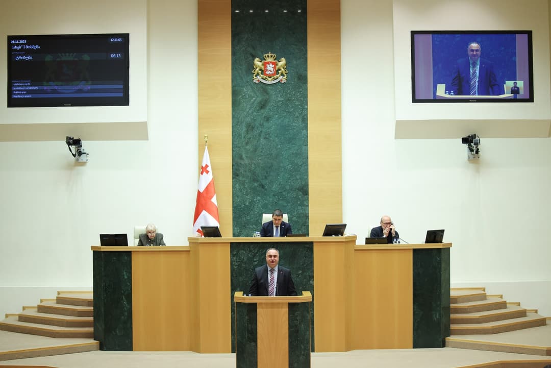 პარლამენტმა “თავდაცვის კოდექსში” ცვლილება პირველი მოსმენით მიიღო