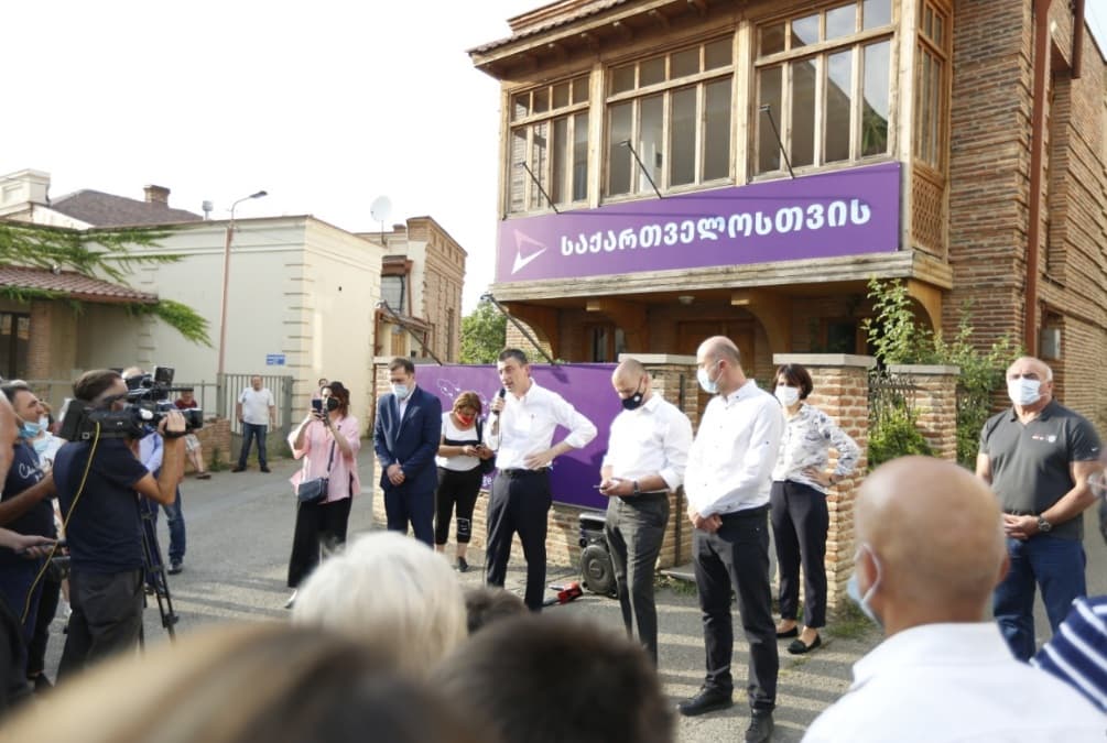 გიორგი გახარია – ხელისუფლება რა მეთოდებსაც აპროტესტებდა და უჩიოდა, დღეს იგივეს იყენებს