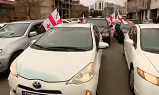 ირაკლი ნადირაძე – პროტესტი არის უწყვეტი და დღეს მივდივართ გლდანის ციხის მიმართულებით