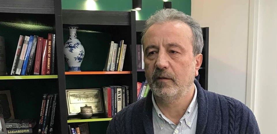 კახა გოგოლაშვილი – შესაძლებელია ორმაგი იმპიჩმენტიც, როცა პრეზიდენტს და ვიცე-პრეზიდენტს ერთად გადააყენებენ