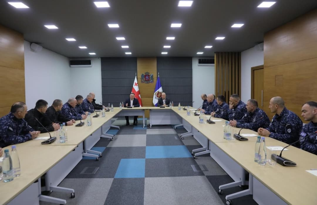 ვახტანგ გომელაური განსაკუთრებულ დავალებათა დეპარტამენტის ხელმძღვანელ პირებს შეხვდა