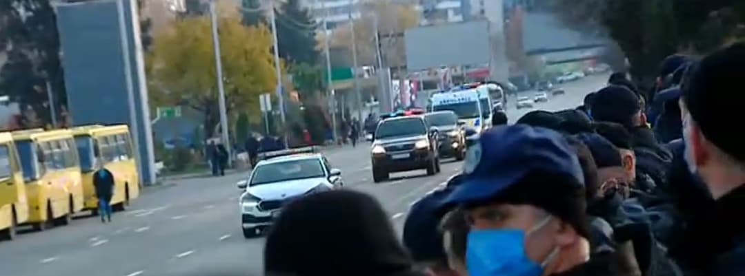 სასამართლო პროცესი მიხეილ სააკაშვილის გარეშე გრძელდება