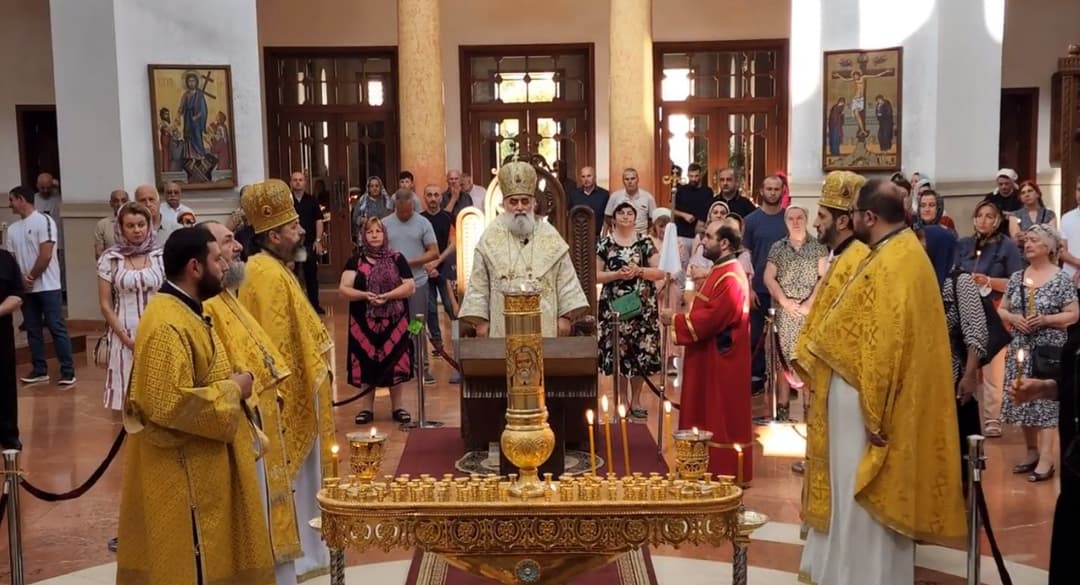 მეუფე გრიგოლი – შევთხოვთ, შეგვაწიონ თავისი ლოცვა, რათა საქართველოს ეკლესიამ, როგორც დღემდე განვლო და ქართველი ერი გამოატარა ურთულეს გზაზე, მომავალშიც უწინამძღვროს მას