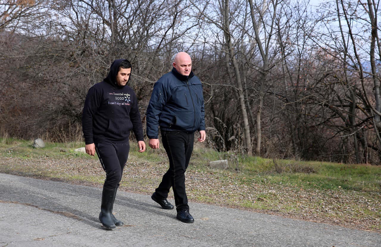 Frontnews image description