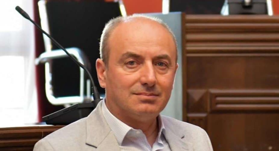 Frontnews image description