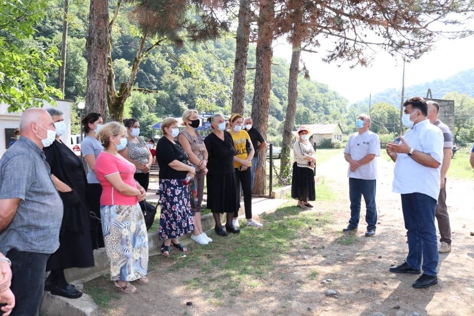 ვასილ გველესიანი – ჩვენ ყველა სოფელში კონკრეტული სამოქმედო გეგმით მივდივართ
