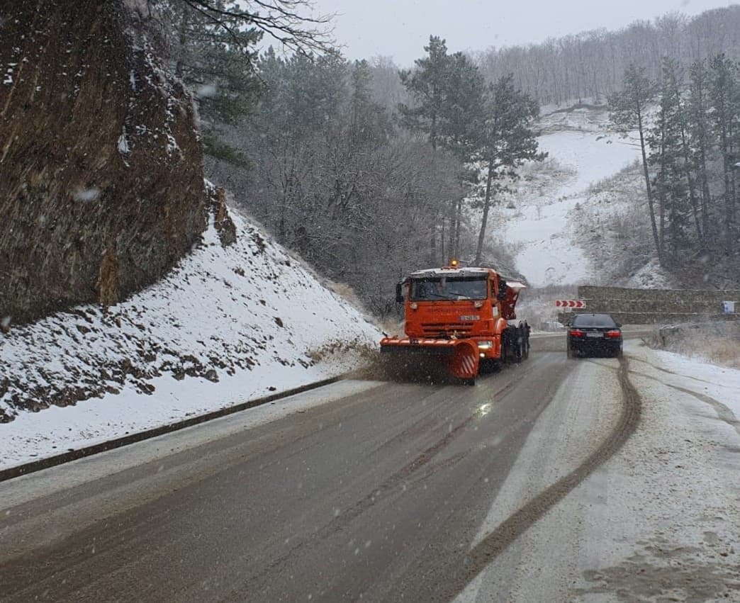 Frontnews image description