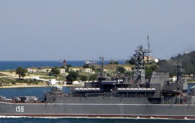 Ukraine claims to seriously damaged Russian landing ship Yamal