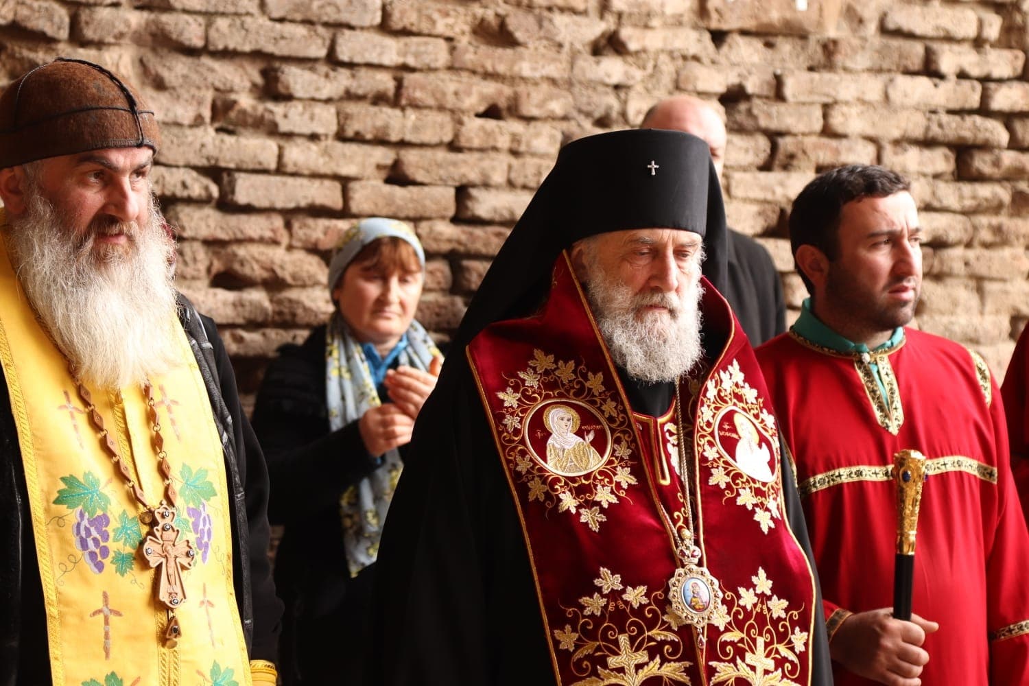 Frontnews image description