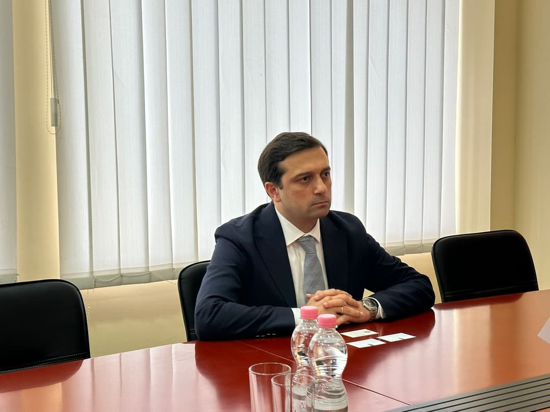 სახალხო დამცველი – შემაძრწუნებელია 14 წლის გოგოს მკვლელობა და საგანგაშოა ინფორმაცია იძულებით ბავშვობის ასაკში ქორწინების შესახებ