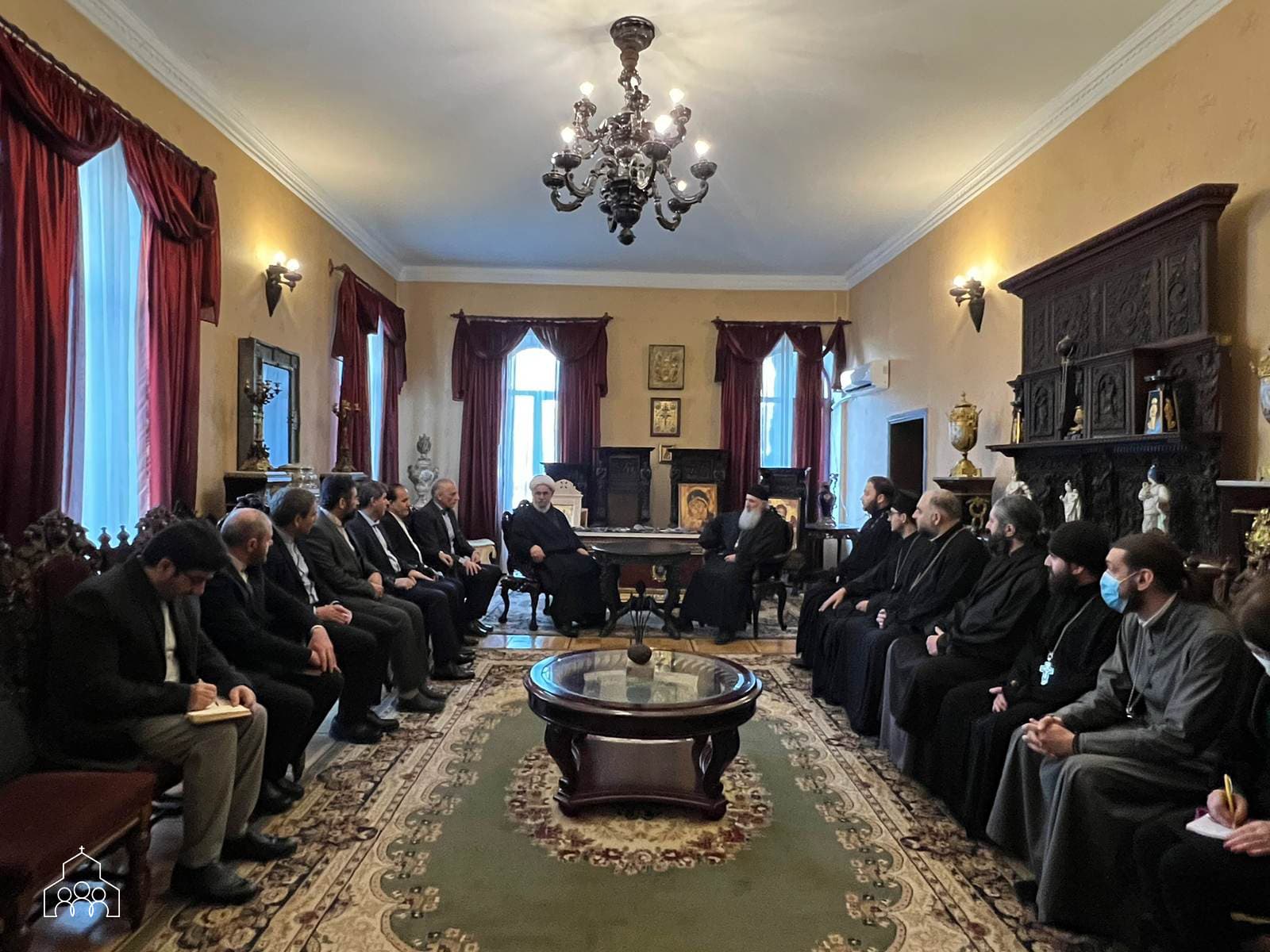 Frontnews image description