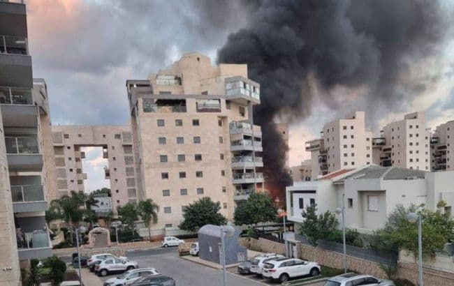 Frontnews image description