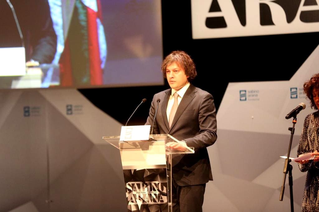 ირაკლი კობახიძეს ბილბაოში საბინო არანას ფონდის უმაღლესი ჯილდო გადაეცა