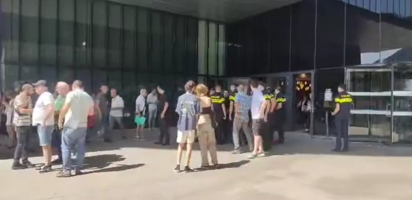 Frontnews image description