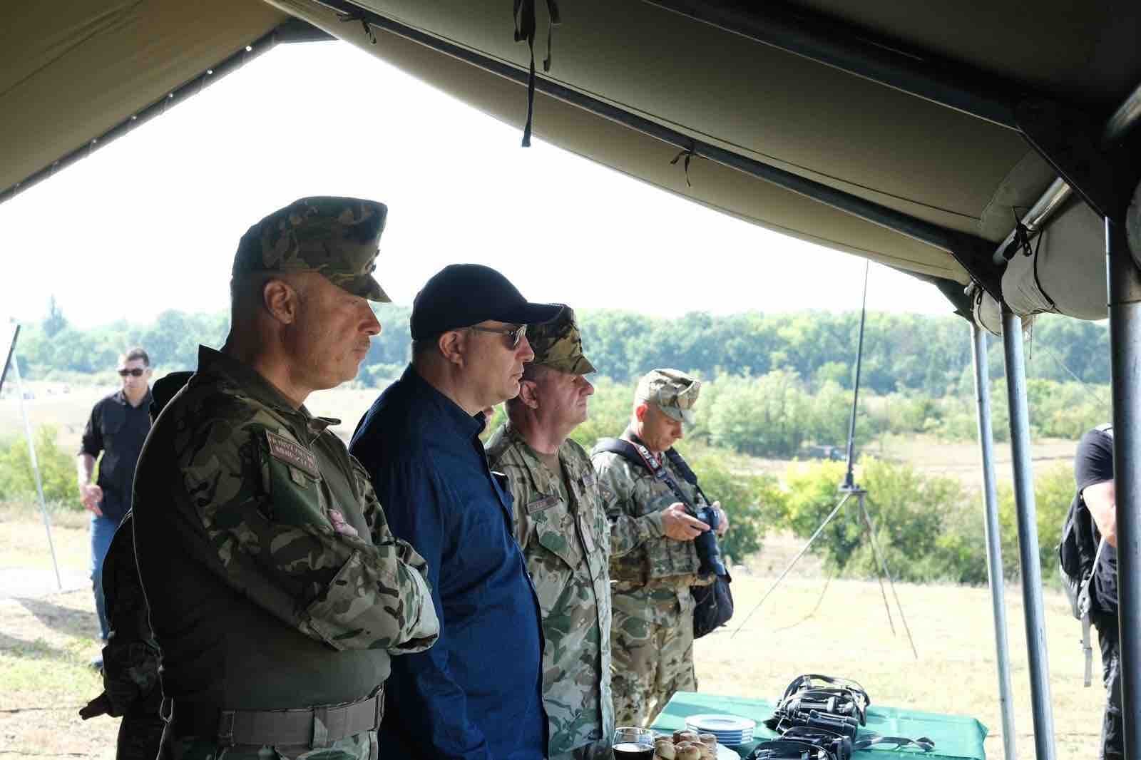 Frontnews image description