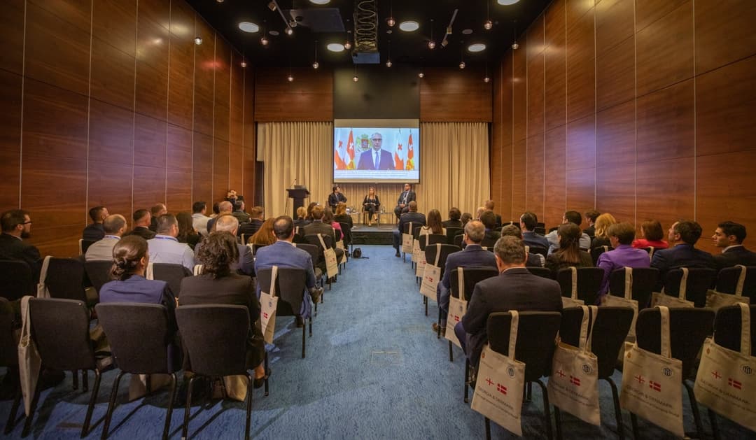 თავდაცვის სამინისტრომ კონფერენციას – “საქართველო და დანია: ორი პატარა სახელმწიფო ცვალებად მსოფლიოში” უმასპინძლა