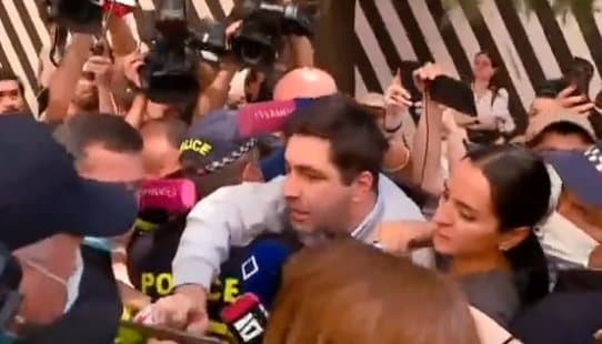 მედიის წარმომადგენლები პარლამენტში შესვლას და სესიაზე დასწრებას ითხოვენ