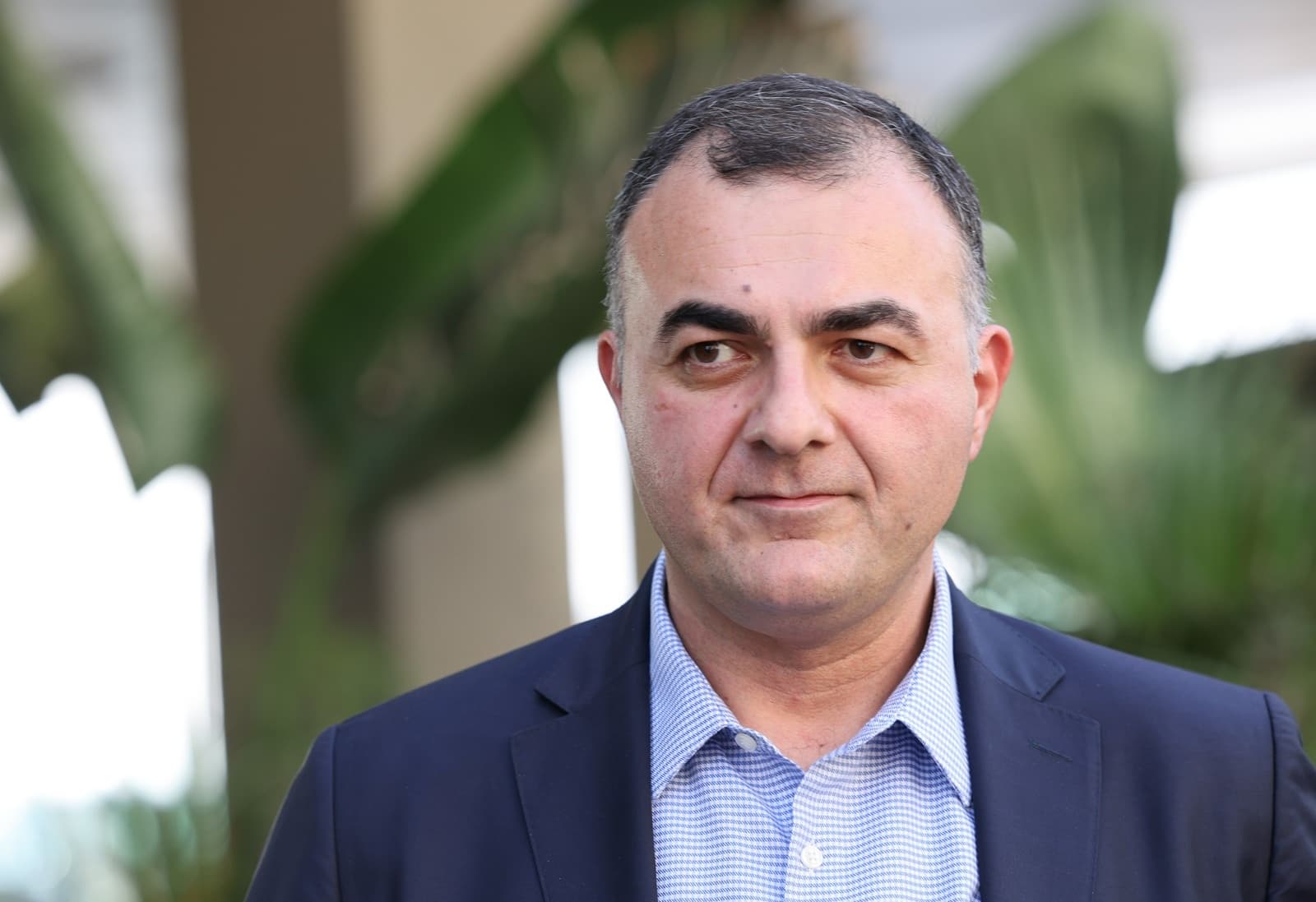 Frontnews image description