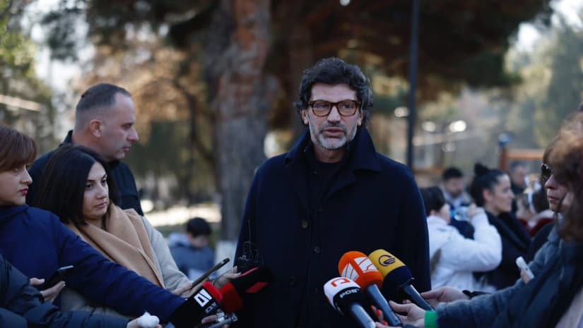 Frontnews image description