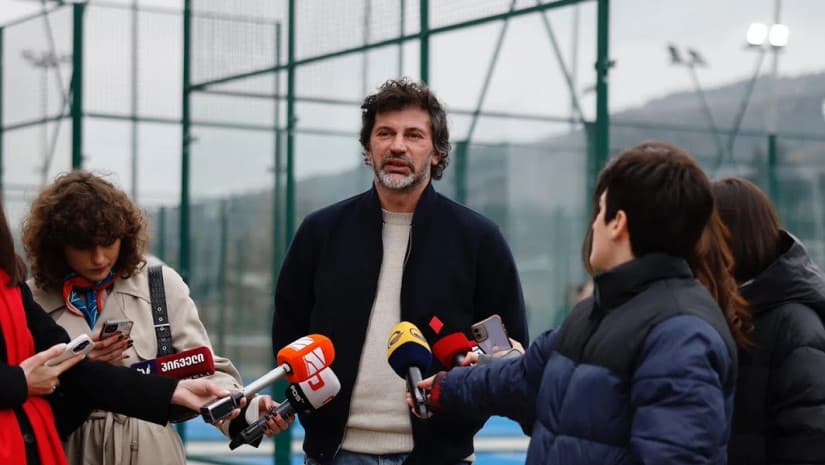 კახა კალაძე – არ ვიცი, გახარიამ რა თქვა, მაგრამ “ქართული ოცნება” ვერ გაიმარჯვებსო, არ ვიცი მაგ განცხადებაზე რა კომენტარი უნდა გავაკეთო