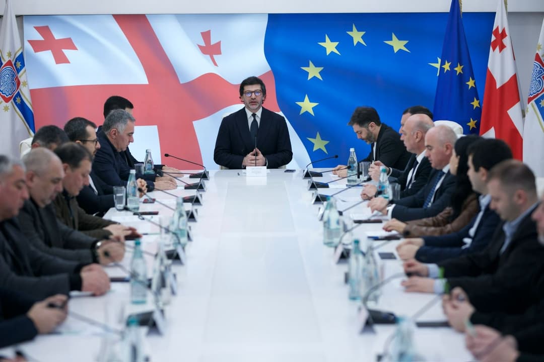 პირველი მარტიდან დედაქალაქის გერბისა და დროშის ნიმუშების შესარჩევი კონკურსი იწყება