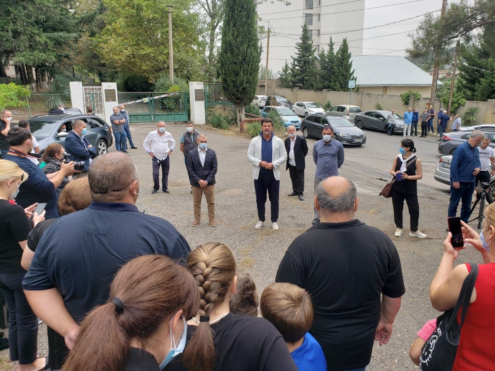 Frontnews image description