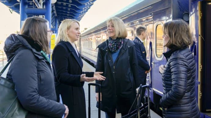 Frontnews image description