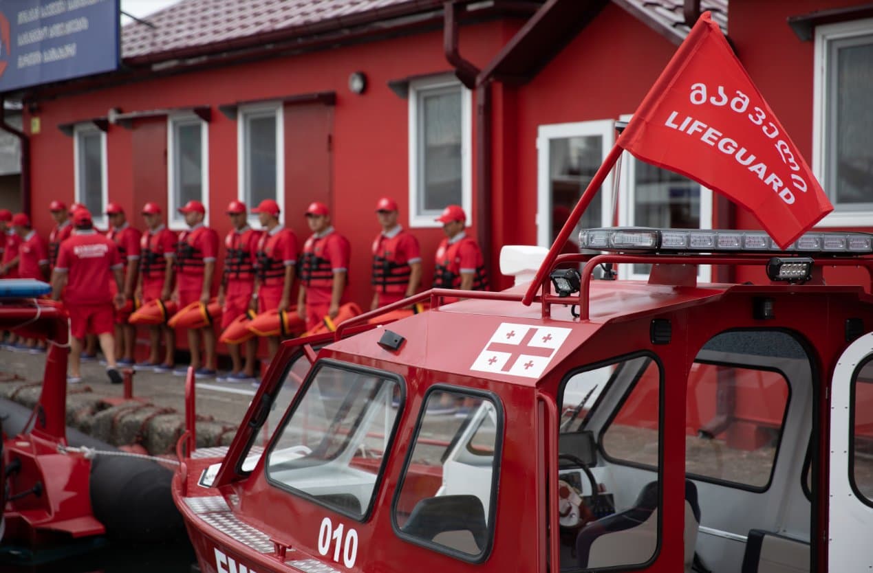 Frontnews image description